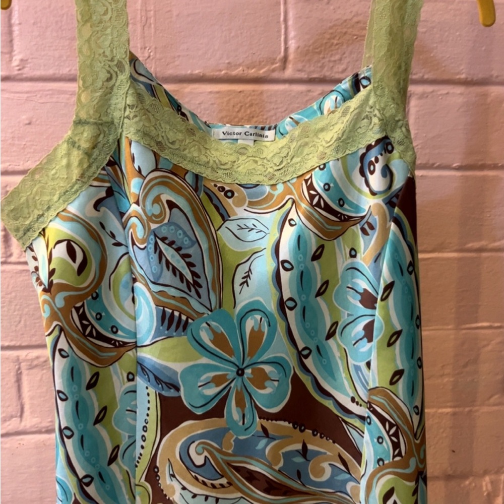 Victor Carlinie Floral Sleeveless Top